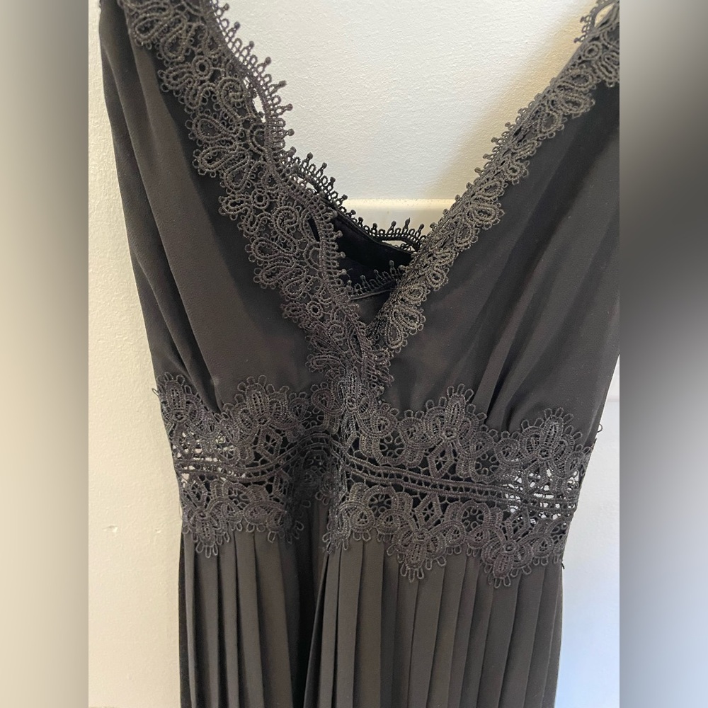 Lulus - Romantic Intentions Black Lace Pleated Backless Maxi Dress - Picture 7 of 13